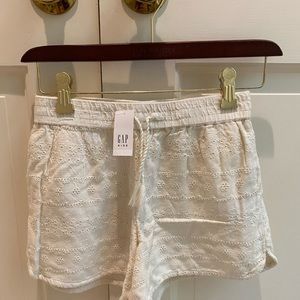 Gap shorts